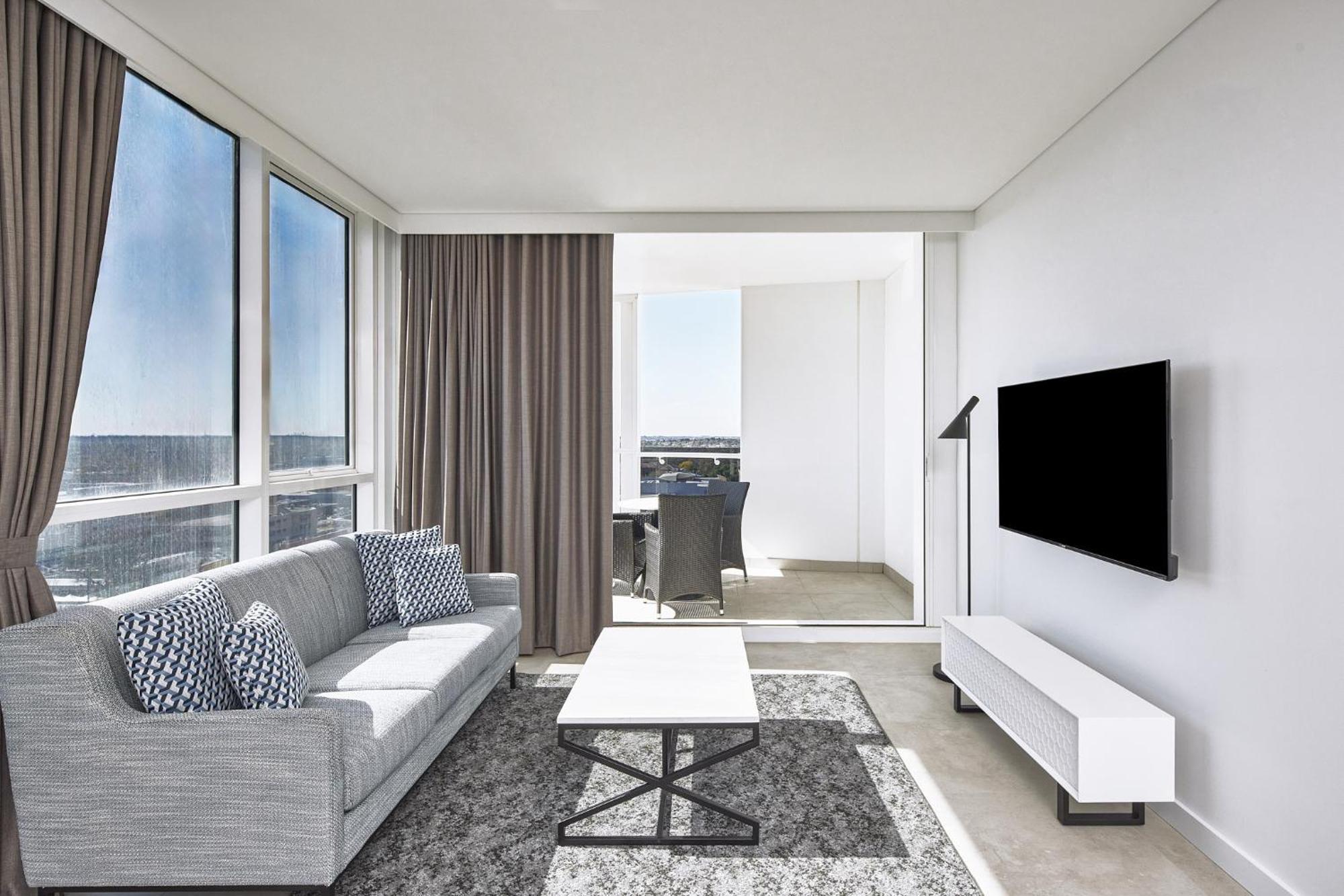 Meriton Suites Liverpool Exterior foto